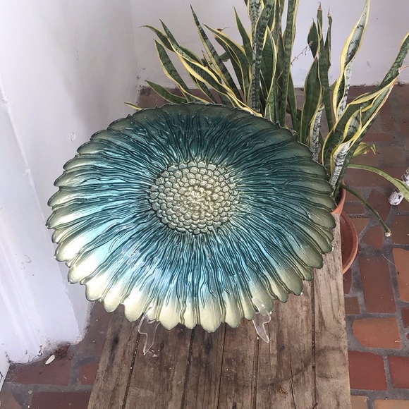 Teal Glass Bowl in Sunflower Design - Picture 6 of 7